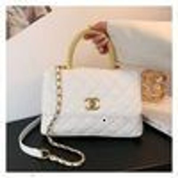 evening bags cc evening s 2022 xiaoxiangjia caviar cocohandle handbag selzburg woven handle women's portable flap bag
evening bags cc evening s 2022 xiaoxiangjia caviar cocohandle handbag selzburg woven handle women's portable flap bag