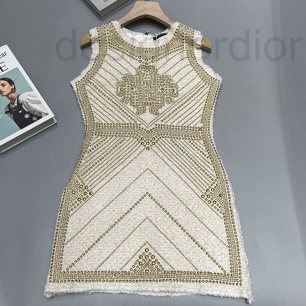 casual dresses designer family b high version round neck sleeveless gold thread stud tassel dress 2022 new heavy industry go21, Black;gray
casual dresses designer family b high version round neck sleeveless gold thread stud tassel dress 2022 new heavy industry go21, Black;gray