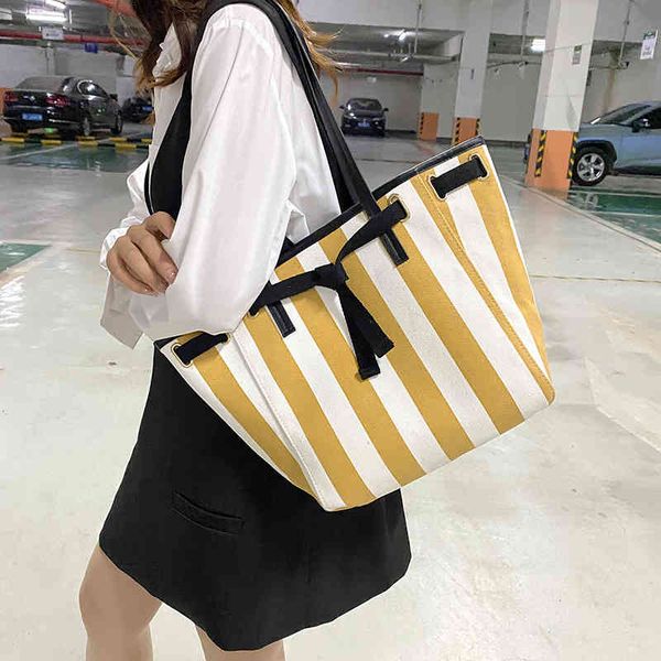 messenger bags bag 2022 new trend one shoulder armpit bag canvas stripe portable tote bag handbags
messenger bags bag 2022 new trend one shoulder armpit bag canvas stripe portable tote bag handbags