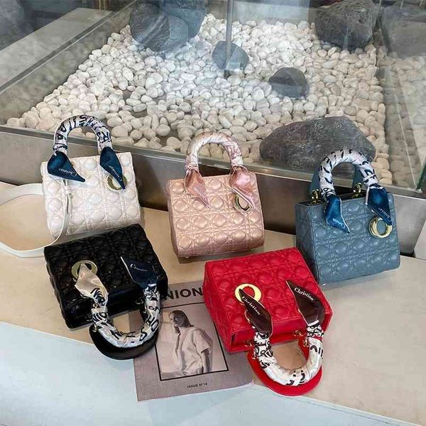 women fashion bag female handbags high sense princess of wales bags fall winter versat
women fashion bag female handbags high sense princess of wales bags fall winter versat