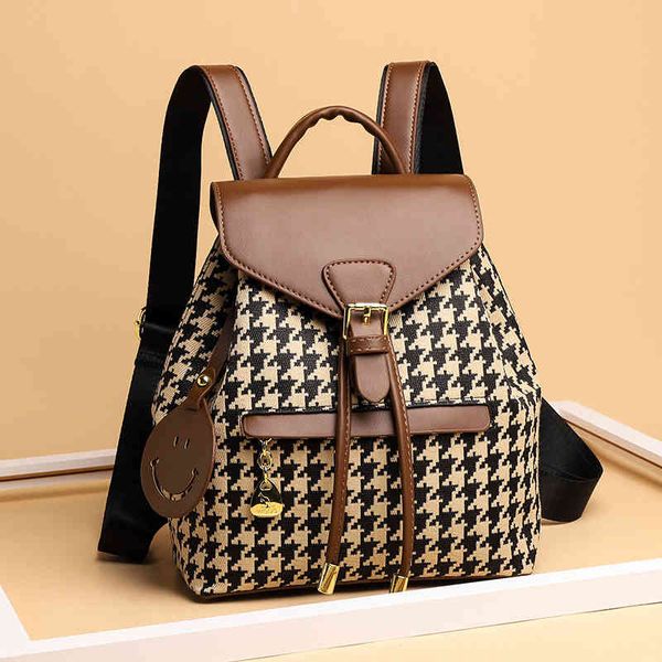 bags in the autumn of 2022 new casual texture backpack trend fashionable and large capacity drawstring backpack made purses
bags in the autumn of 2022 new casual texture backpack trend fashionable and large capacity drawstring backpack made purses