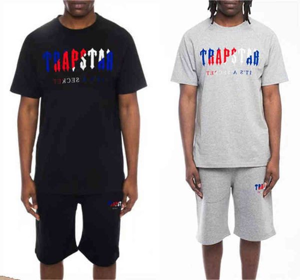 trapstar men's t shirts tracksuits european and american style sportwear highs quality couple's trapstars tshirt and shorts factor, White;black
trapstar men's t shirts tracksuits european and american style sportwear highs quality couple's trapstars tshirt and shorts factor, White;black