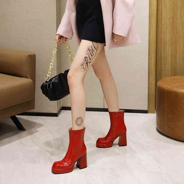 boots lacquer leather women heel platform ankle boot for square nose autumn winter shoes zipper rain boat 220903, Black
boots lacquer leather women heel platform ankle boot for square nose autumn winter shoes zipper rain boat 220903, Black