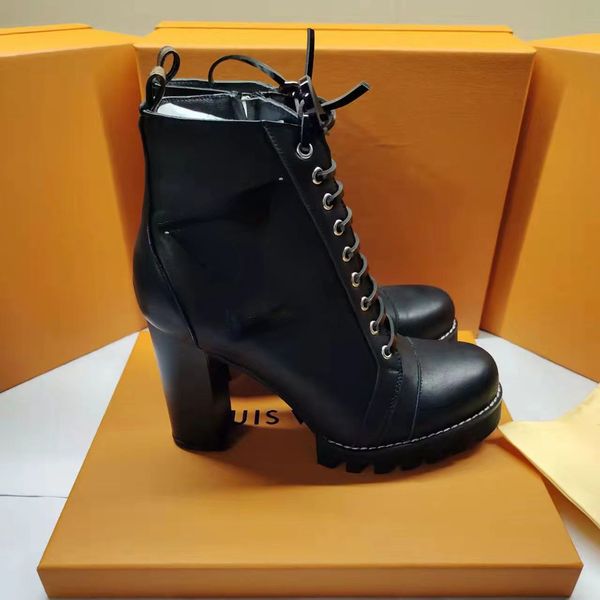 women designer boots 2022 new british fashion versatile boots op14 with thick heel round head and side zipper mid-leg winter women shoes, Black
women designer boots 2022 new british fashion versatile boots op14 with thick heel round head and side zipper mid-leg winter women shoes, Black