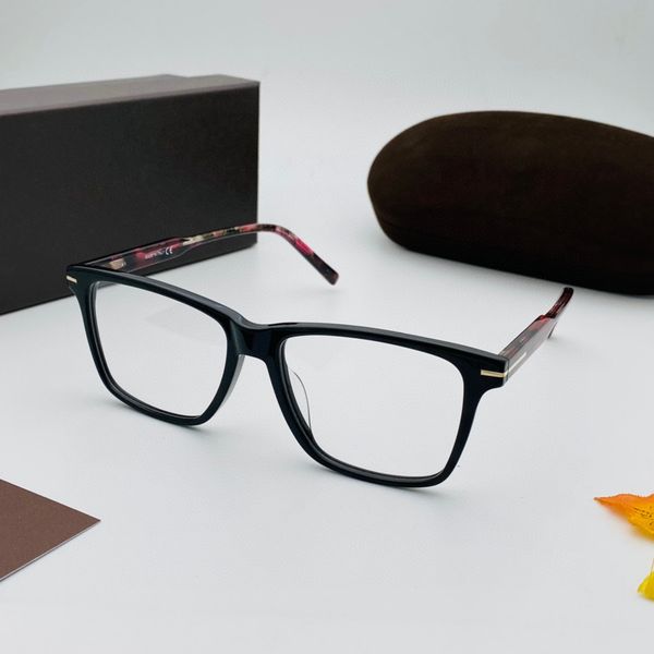 optical frame eyeglasses for woman and mens new fashion retro 5817-b with box, Silver
optical frame eyeglasses for woman and mens new fashion retro 5817-b with box, Silver