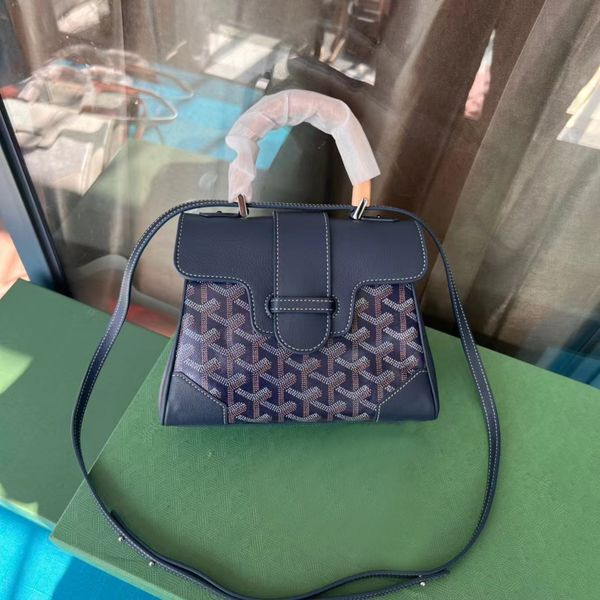 handbag multicolor structure mini bag crossbody one shoulder designer handheld ladies large horsebit wallet luxury fashion trend noble dark
handbag multicolor structure mini bag crossbody one shoulder designer handheld ladies large horsebit wallet luxury fashion trend noble dark