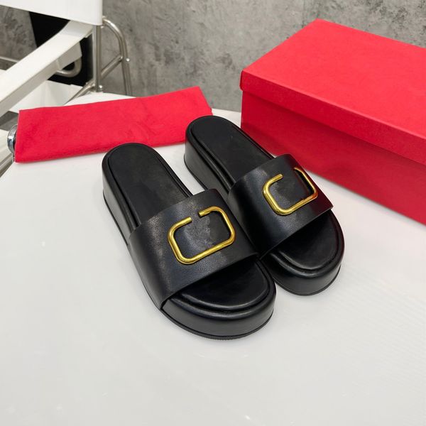 new ladies sandals classic designer rivet slippers platform high heels flat luxury rubber jelly shoes flip-flops leather non-slip beach shoe, Black
new ladies sandals classic designer rivet slippers platform high heels flat luxury rubber jelly shoes flip-flops leather non-slip beach shoe, Black