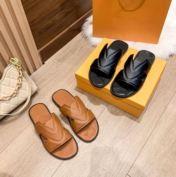 women classic embossing slipper leather flat bottom sandals designer luxury beach shoes fashion couples home leisure slippers sandal, Black
women classic embossing slipper leather flat bottom sandals designer luxury beach shoes fashion couples home leisure slippers sandal, Black