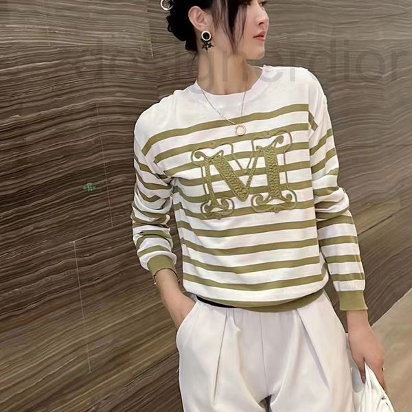 women's sweaters designer max family round neck letter contrast stripe women's knitting pullover new product in early autumn 2022, White;black
women's sweaters designer max family round neck letter contrast stripe women's knitting pullover new product in early autumn 2022, White;black