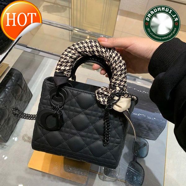 designer bags paul zunhuang 2022 new high profile single shoulder diagonal handbag women's exquisite small square bag super ins
designer bags paul zunhuang 2022 new high profile single shoulder diagonal handbag women's exquisite small square bag super ins