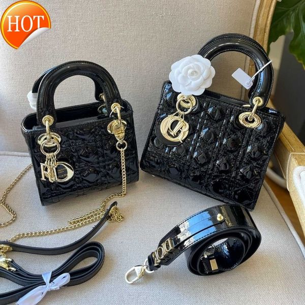 designer bags diana leather sequin women's high-end lamb skin bright patent lingge one shoulder portable messenger
designer bags diana leather sequin women's high-end lamb skin bright patent lingge one shoulder portable messenger