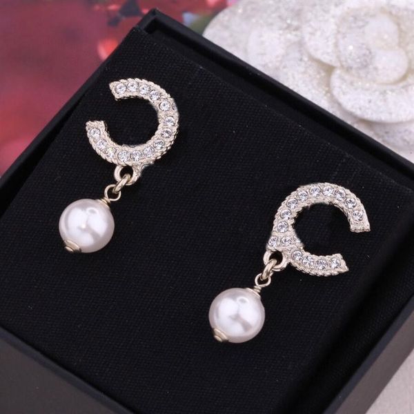 2022 charm stud earring with diamond and white shell for women wedding jewelry gift have box stamp ps4535211s, Golden
2022 charm stud earring with diamond and white shell for women wedding jewelry gift have box stamp ps4535211s, Golden