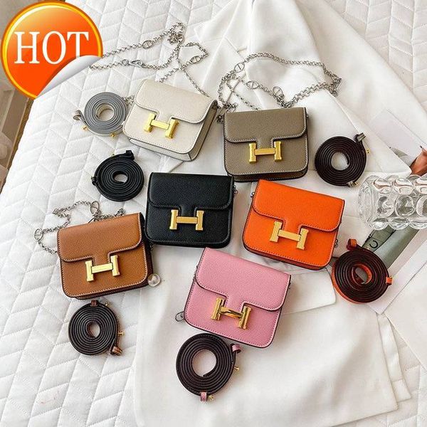 designer bags of parody pig nose chain h buckle kangkang mini messenger small square
designer bags of parody pig nose chain h buckle kangkang mini messenger small square