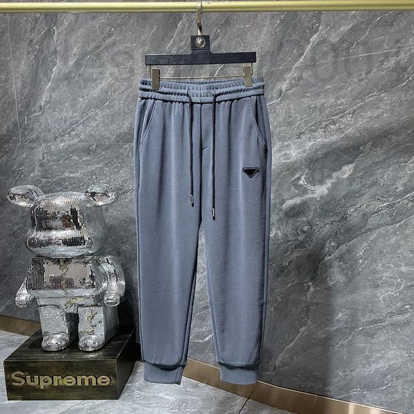 men's pants designer 2022 autumn and winter tide brand new triangular label casual sports pants men's fashionable versatile pure c, Black
men's pants designer 2022 autumn and winter tide brand new triangular label casual sports pants men's fashionable versatile pure c, Black