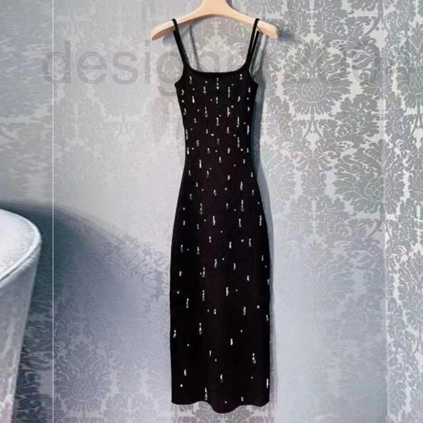 casual dresses designer miu's knitted bag hip skirt is and slim the heavy-duty pearl studded long sling dress a new style in early autu, Black;gray
casual dresses designer miu's knitted bag hip skirt is and slim the heavy-duty pearl studded long sling dress a new style in early autu, Black;gray