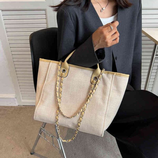 bags simple canvas women's bag 2022 new small fragrance hand large capacity chain shoulder purses
bags simple canvas women's bag 2022 new small fragrance hand large capacity chain shoulder purses