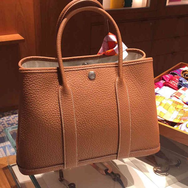 original edition tote bag hemees designer bags leather women's bag 2023 new garden large capacity portable fashion brand single shoulde
original edition tote bag hemees designer bags leather women's bag 2023 new garden large capacity portable fashion brand single shoulde