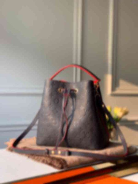 other bags m45306 neonoe medium bag luxury quality brand designer letter handbags shoulder bags totes cross body bag, Black;red
other bags m45306 neonoe medium bag luxury quality brand designer letter handbags shoulder bags totes cross body bag, Black;red