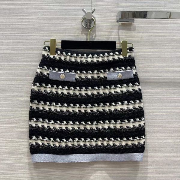 2022 new autumn winter luxury designer skirts fashion a skirts women's brand same style dress 0903-9, Black
2022 new autumn winter luxury designer skirts fashion a skirts women's brand same style dress 0903-9, Black