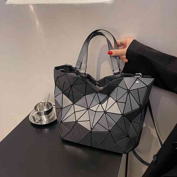 messenger bags bag women's new one shoulder solid color geometric pattern handbag folding bucket bag handbags
messenger bags bag women's new one shoulder solid color geometric pattern handbag folding bucket bag handbags