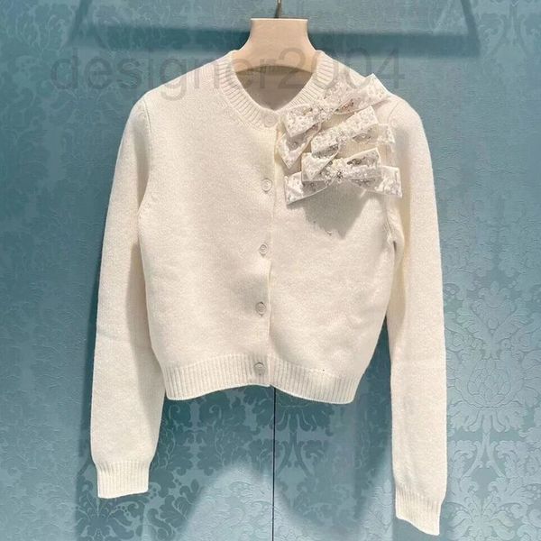 women's sweaters designer spring and summer 2022 new miu family thin heavy industry beaded bow cardigan fashion round neck long sleeve, White;black
women's sweaters designer spring and summer 2022 new miu family thin heavy industry beaded bow cardigan fashion round neck long sleeve, White;black