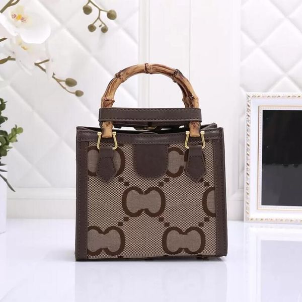 2022 new women's wallet diana bamboo tote bag luxury designer handbag pu leather canvas shoulder bags womens purse fashion pochette
2022 new women's wallet diana bamboo tote bag luxury designer handbag pu leather canvas shoulder bags womens purse fashion pochette