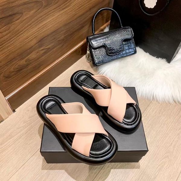designer cross vamp slipper luxury women flat bottom sandals solid color leather home leisure slippers outdoor beach shoes sandals, Black
designer cross vamp slipper luxury women flat bottom sandals solid color leather home leisure slippers outdoor beach shoes sandals, Black