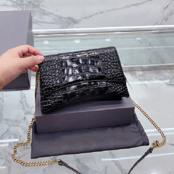 alligator hourglass bags mini designer bag luxury woc crossbody chain bags crocodile single shoulder fashion lady purse genuine leather 2022
alligator hourglass bags mini designer bag luxury woc crossbody chain bags crocodile single shoulder fashion lady purse genuine leather 2022