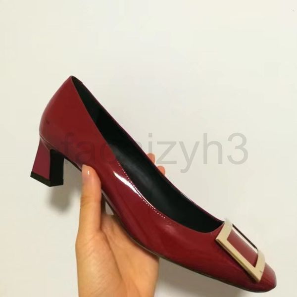dress shoes designer with source elevation version rv women's shoes square buckle single horseshoe patent leather metal middle heel, Black
dress shoes designer with source elevation version rv women's shoes square buckle single horseshoe patent leather metal middle heel, Black