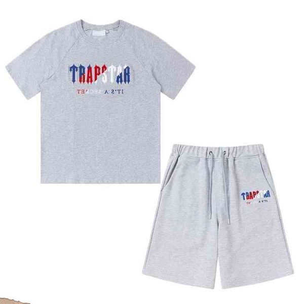 mens trapstar t shirts tracksuits letter embroidery tshirts sportswear men summer clothing casual two pieces set loose short sleeve jogging, White;black
mens trapstar t shirts tracksuits letter embroidery tshirts sportswear men summer clothing casual two pieces set loose short sleeve jogging, White;black
