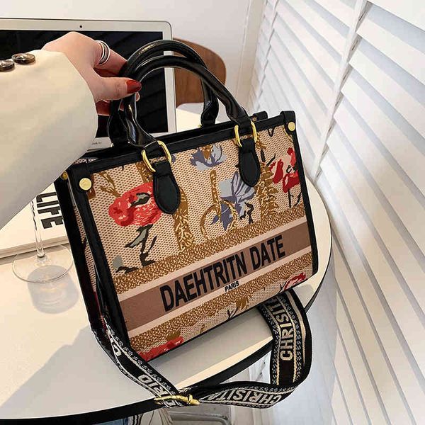 messenger bags high capacity tote bag 2022 new graffiti commuter sling shoulder handbags
messenger bags high capacity tote bag 2022 new graffiti commuter sling shoulder handbags