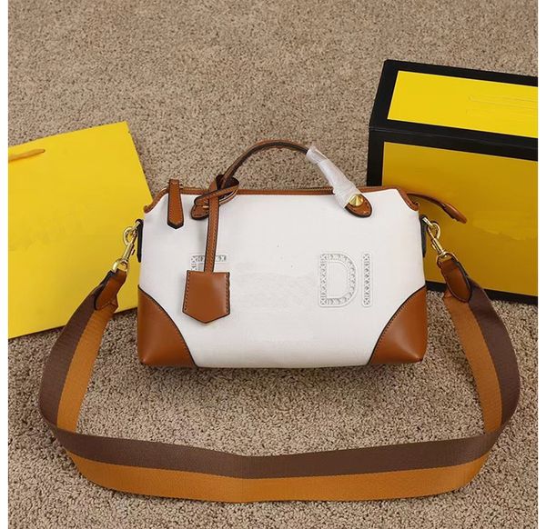 wholesale new mini boston bags hollow out canvas genuine leather lady messenger bag phone purse fashion satchel nano pillow shoulder bag han
wholesale new mini boston bags hollow out canvas genuine leather lady messenger bag phone purse fashion satchel nano pillow shoulder bag han