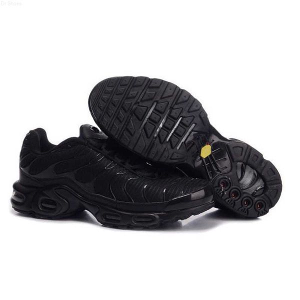 2022 tn plus running shoes mens trainers chaussures triple white black hyper blue green womens sneakers sports size 36-45
2022 tn plus running shoes mens trainers chaussures triple white black hyper blue green womens sneakers sports size 36-45