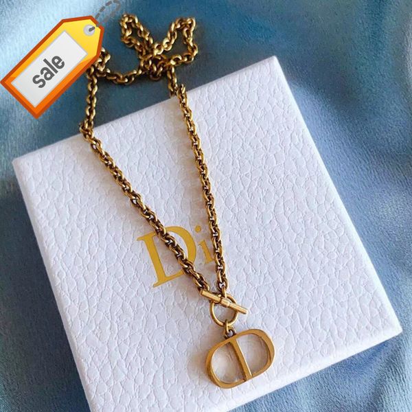 luxury designer necklaces for women d family / di 2022 new cd letter necklace fashion net red same clavicle chain female, Silver
luxury designer necklaces for women d family / di 2022 new cd letter necklace fashion net red same clavicle chain female, Silver