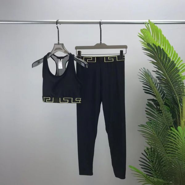 22 new designers sets yoga exercise suit fashion tracksuits medus figure sports vest bra tight-waisted leggings for slimming running fitness
22 new designers sets yoga exercise suit fashion tracksuits medus figure sports vest bra tight-waisted leggings for slimming running fitness