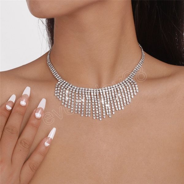 luxury full bling iced out rhinestone choker neckace women wedding bridal elegant aesthetic clavicle tennis chain neck jewelry, Golden;silver
luxury full bling iced out rhinestone choker neckace women wedding bridal elegant aesthetic clavicle tennis chain neck jewelry, Golden;silver