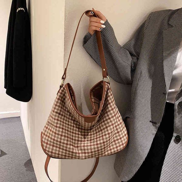 messenger bags bag women's simple large capacity one shoulder armpit bag new winter brown cotton hemp soft face grid tote handbags
messenger bags bag women's simple large capacity one shoulder armpit bag new winter brown cotton hemp soft face grid tote handbags
