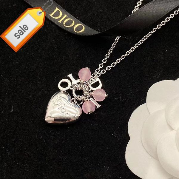luxury designer necklaces for women d family / di love letter necklace fashion trend temperament versatile girlfriends simple clavicle chain, Silver
luxury designer necklaces for women d family / di love letter necklace fashion trend temperament versatile girlfriends simple clavicle chain, Silver