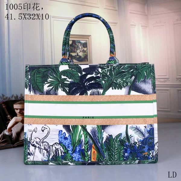 women's fashion designers handbags luxury shoulder bag crossbody tote purse handbag message bags classic denim embroidery 42cm letters
women's fashion designers handbags luxury shoulder bag crossbody tote purse handbag message bags classic denim embroidery 42cm letters