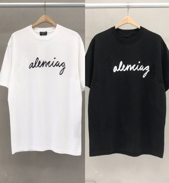 222ss designer balenciga cursive signature t shirt smiling face printed brand men women balanciagas tshirts front letters woman t shirt, White;black
222ss designer balenciga cursive signature t shirt smiling face printed brand men women balanciagas tshirts front letters woman t shirt, White;black