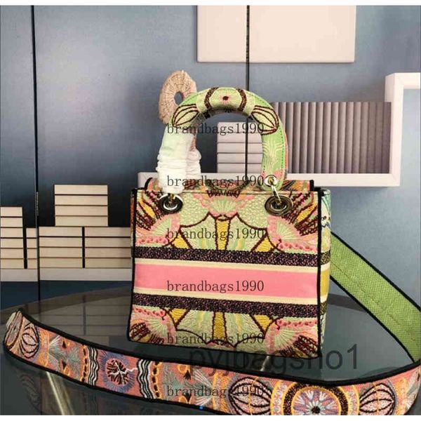 good d baggood luxury bags and handbags fashion esigner embroidery lady bag tiger flower women yyy
good d baggood luxury bags and handbags fashion esigner embroidery lady bag tiger flower women yyy