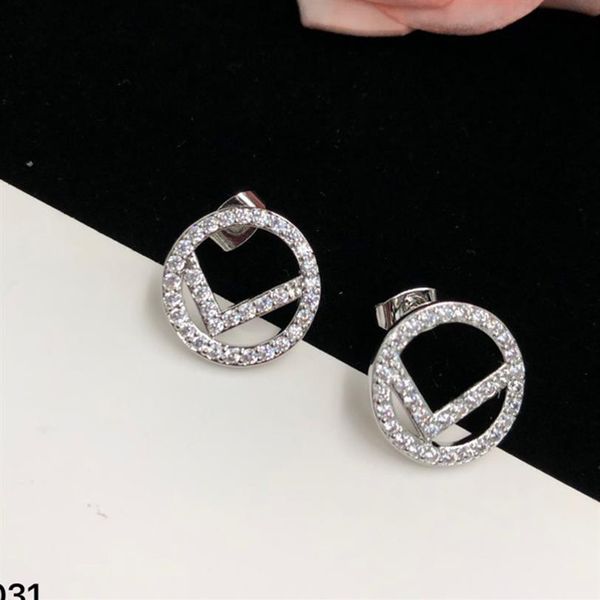 classic designer pearl silver stud earrings for women earring luxurys designers heart gold hoop letter stud earrings jewelry d22012766, Golden;silver
classic designer pearl silver stud earrings for women earring luxurys designers heart gold hoop letter stud earrings jewelry d22012766, Golden;silver