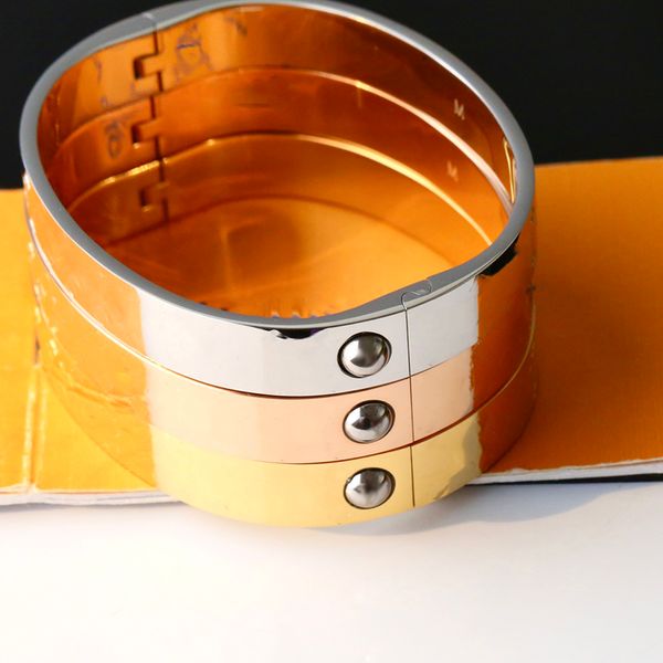 old flower copper bangle designer france brand classic pattern sterling silver women and mens rose gold bracelets luxury jewelry charm brace, Black
old flower copper bangle designer france brand classic pattern sterling silver women and mens rose gold bracelets luxury jewelry charm brace, Black