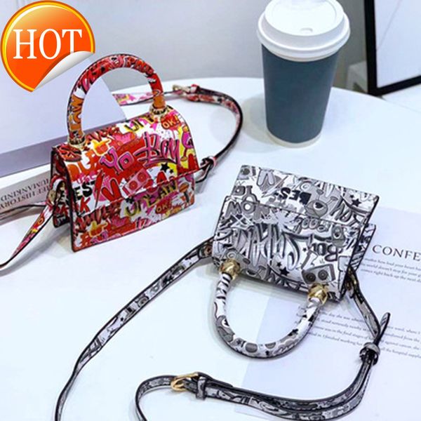 2022 new women's printed cute shoulder bag ins fashion personalized hand net red tide flow msenger
2022 new women's printed cute shoulder bag ins fashion personalized hand net red tide flow msenger