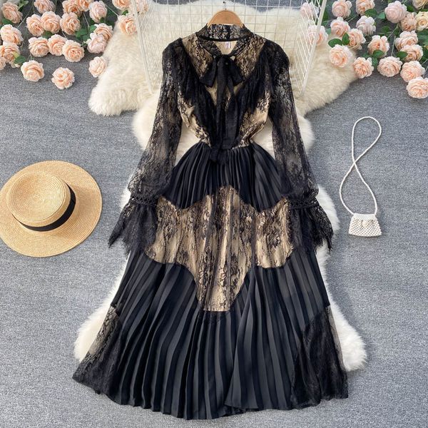 autumn fashion black lace party dress women clothing bow collar long flare sleeve elegant hollow out stitching pleated vestidos 2023, Black;gray
autumn fashion black lace party dress women clothing bow collar long flare sleeve elegant hollow out stitching pleated vestidos 2023, Black;gray