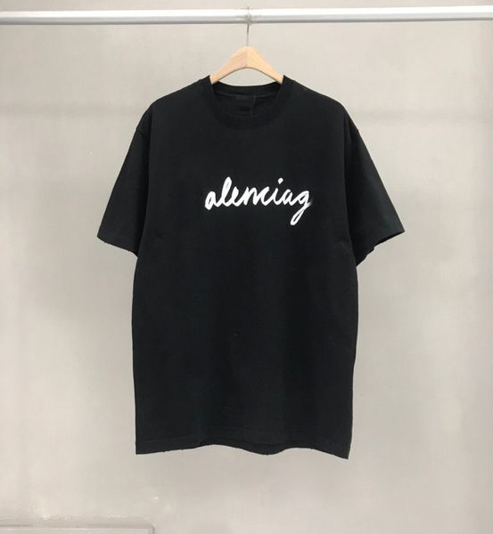 222ss designer balencigas cursive signature t shirt smiling face printed brand men women tshirts front letters woman t shirt size 5xl black, White;black
222ss designer balencigas cursive signature t shirt smiling face printed brand men women tshirts front letters woman t shirt size 5xl black, White;black