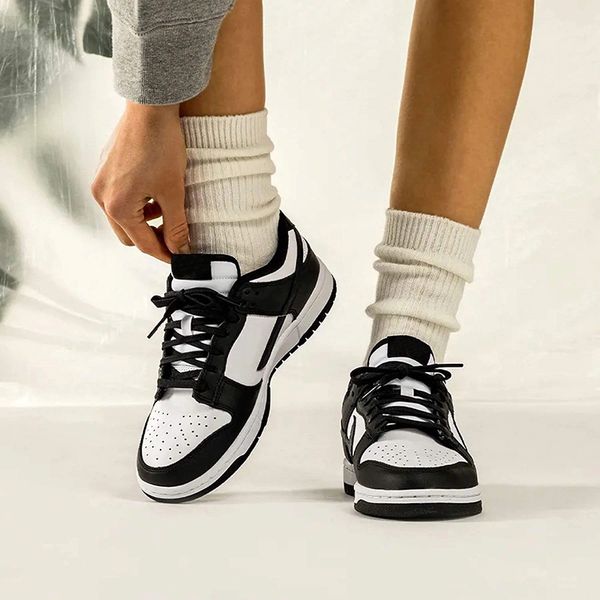 fashion dunks home shoes for men women luxury classic black and white designer footwear with the box home shoe
fashion dunks home shoes for men women luxury classic black and white designer footwear with the box home shoe