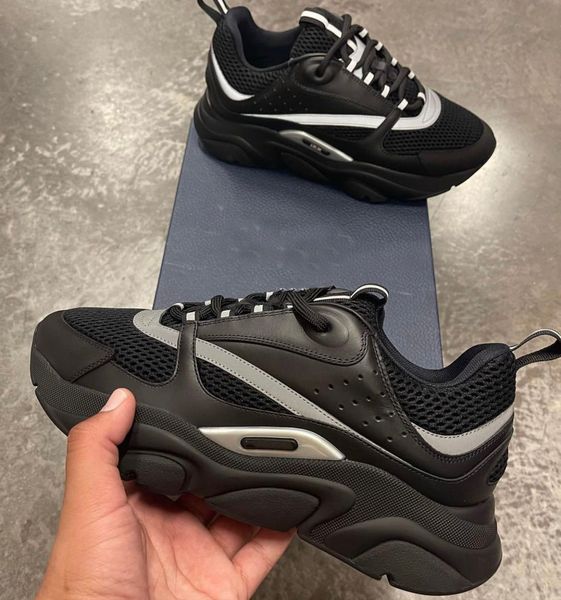 luxury b22 reflective man sneakers shoes runner mesh leather casual walking perfect bf gift technical men's women outdoor sports traine, Black
luxury b22 reflective man sneakers shoes runner mesh leather casual walking perfect bf gift technical men's women outdoor sports traine, Black