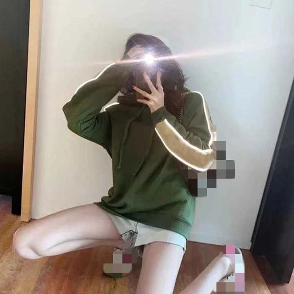 2022 men's and women's casual hooded sweatshirt reflective designer clothing high street printed fashion pullover winter sweatshir, Black
2022 men's and women's casual hooded sweatshirt reflective designer clothing high street printed fashion pullover winter sweatshir, Black