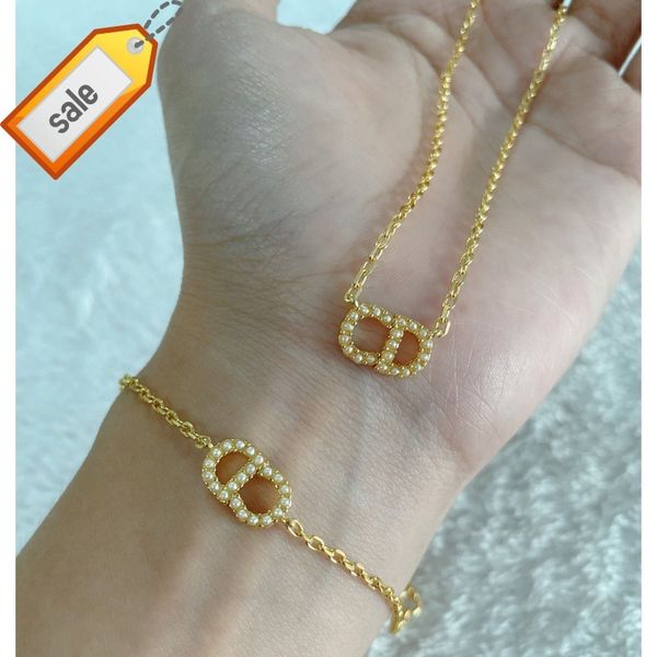 luxury designer necklaces for women dijia / d family cd necklace female pearl diamond crystal daily chain accessories small letter clavicle, Silver
luxury designer necklaces for women dijia / d family cd necklace female pearl diamond crystal daily chain accessories small letter clavicle, Silver